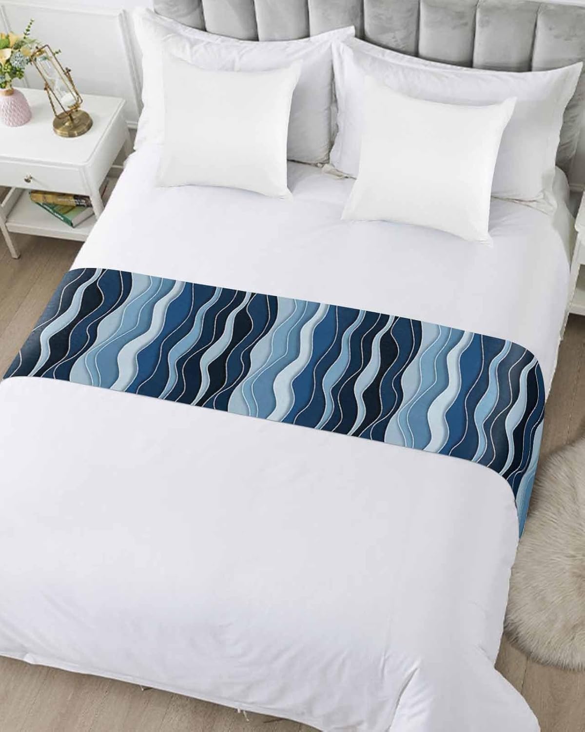 Modern Blue Gradient Wave Bed Runners for Bedroom Hotel,Decorative Bedding Scarf Abstract Country Farmhouse Stripe Bed End Blanket Bedding Runner Scarves for Queen Size Bed,94x20in