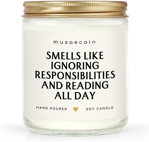 Musaecoin Handmade Lavender Candle: A Relaxing Gift for Book Lovers