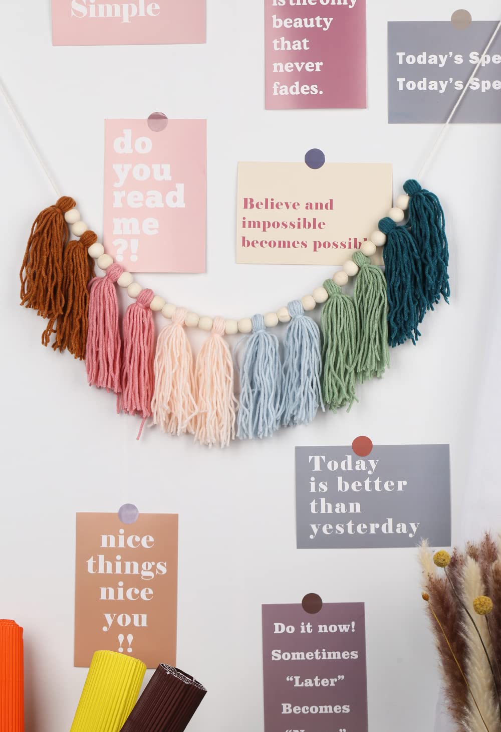 XMGZQ Bunte Quasten-Girlande, Boho-Quasten-Girlande mit Holzperlen, Makramee, gewebte Quaste, Girlande, Banner, Wandbehang, dekorativ für Kinderzimmer, Party, Urlaub, Klassenzimmer, Dekoration (B)