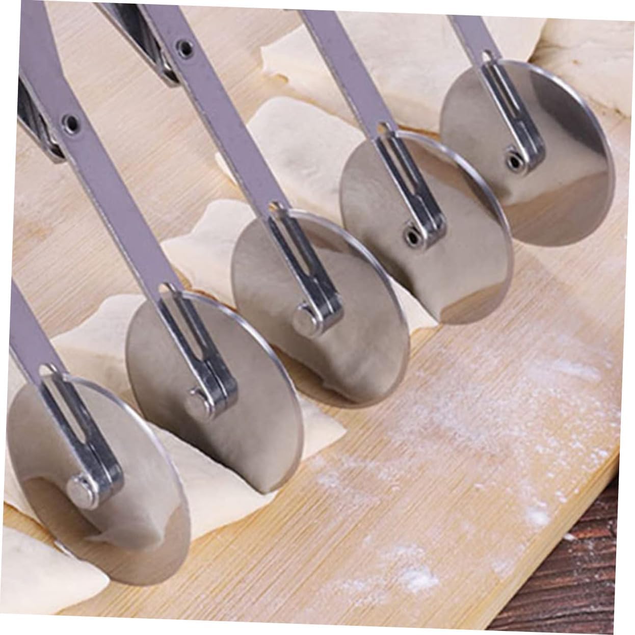 Ipetboom Stainless Steel Wheel Pastry Cutter Adjustable Dough Divider Pizza Slicer Lightweight Expandable Wheel Dough Cutter for Baking and Kitchen Use