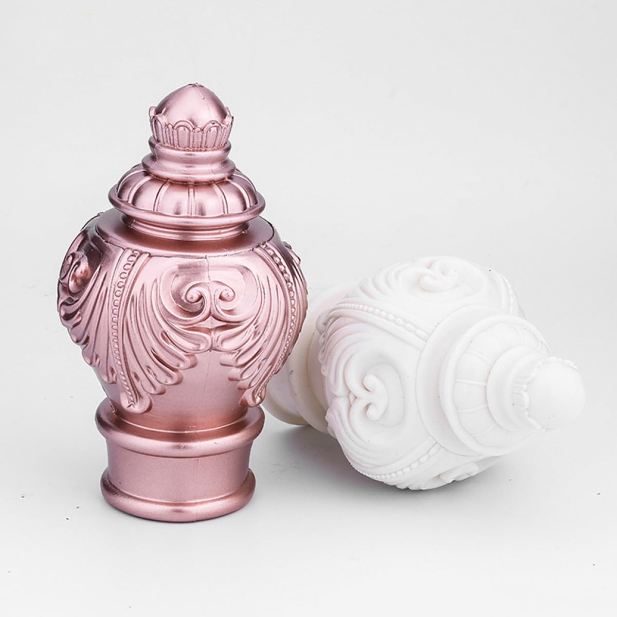 Embouts Décoratifs en Plastique Blanc, Design Créatif Faciles à Détacher Lot de 10 pour Tringle à Rideaux Adaptés pour Salle à Manger et Chambre