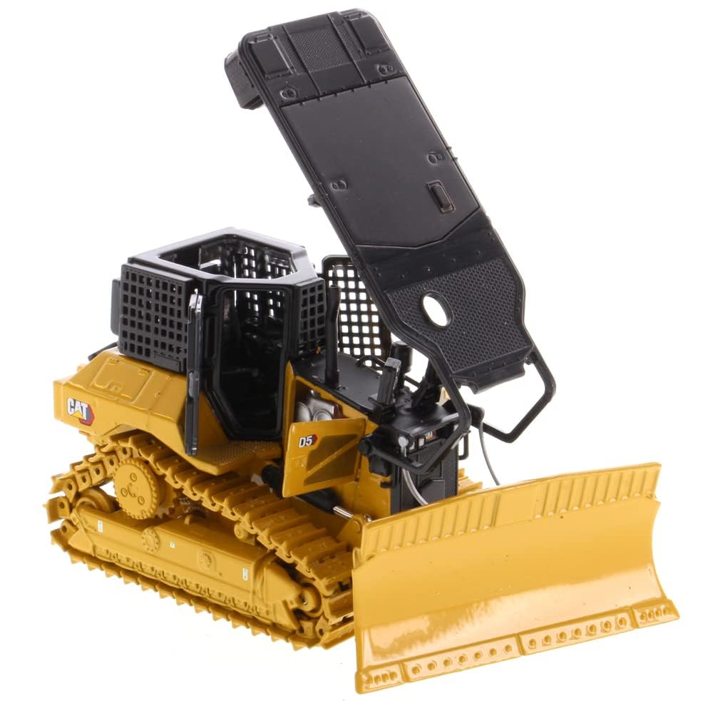Diecast Masters 1:50 Model Cat D5 XR Fire Suppression Dozer, 85955