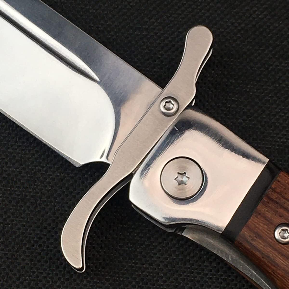 Manual Open Folding Pocket Knife with Leather Sheath, 440C Steel Mirror