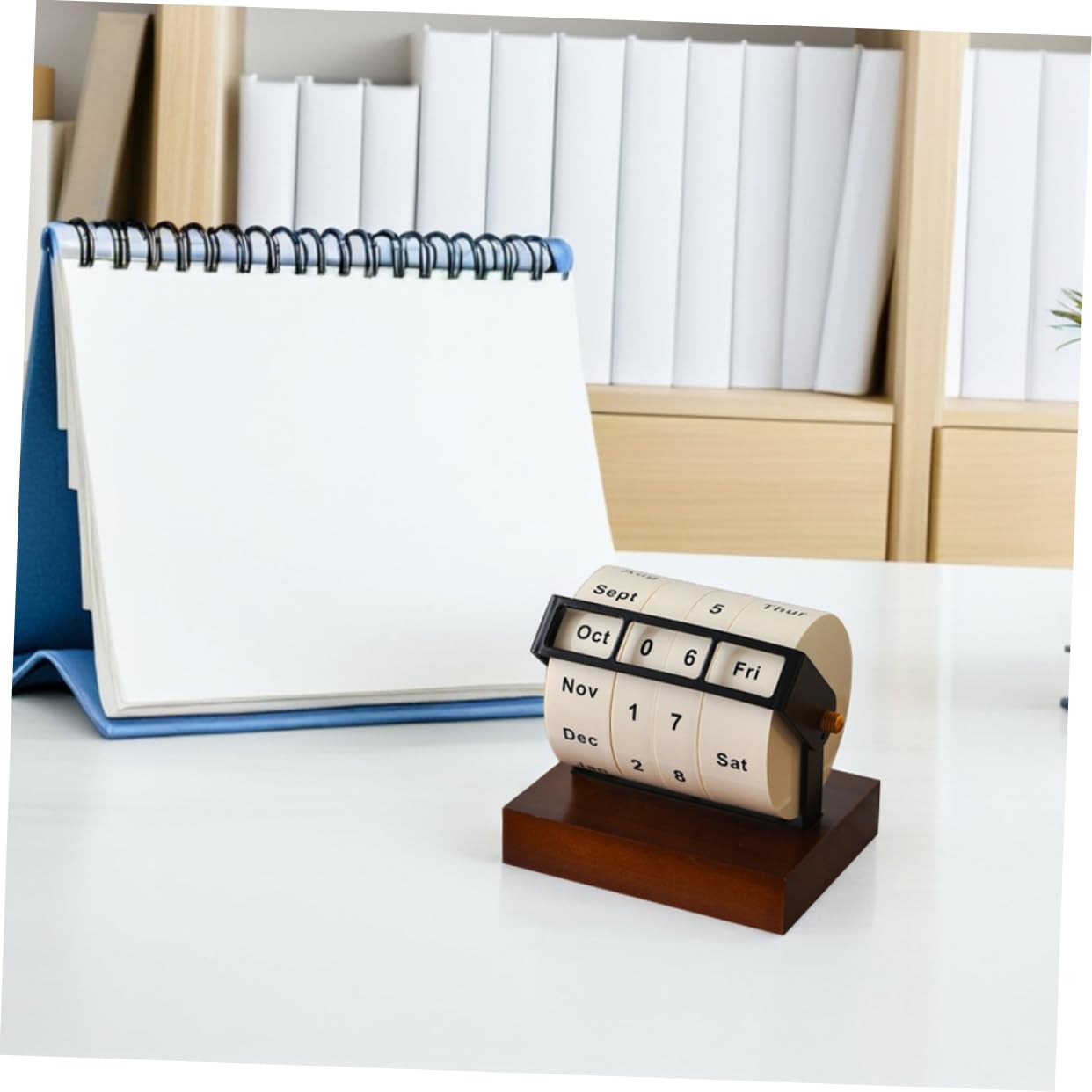 Calendario perpetuo vintage: scrivania girevole in metallo, calendario a blocchi di legno rotante manuale per la scrivania in ufficio a casa, data, settimana, mese