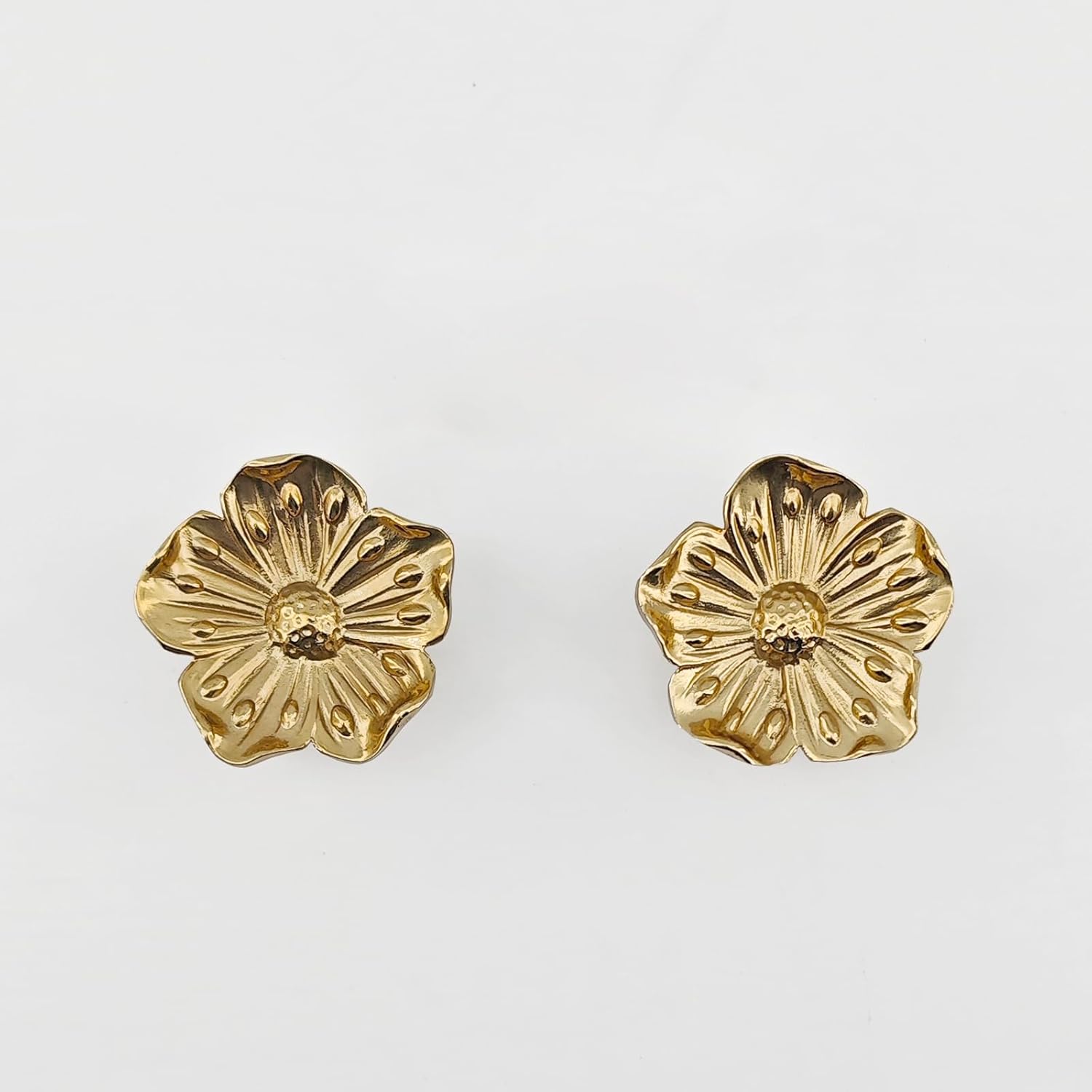2 Pack Solid Brass Flower Drawer Knobs, 1.6 inches Kitchen Gold Floral Cabinet Pulls, Bathroom Petal Handles for Dresser Drawer (Brass Flower)