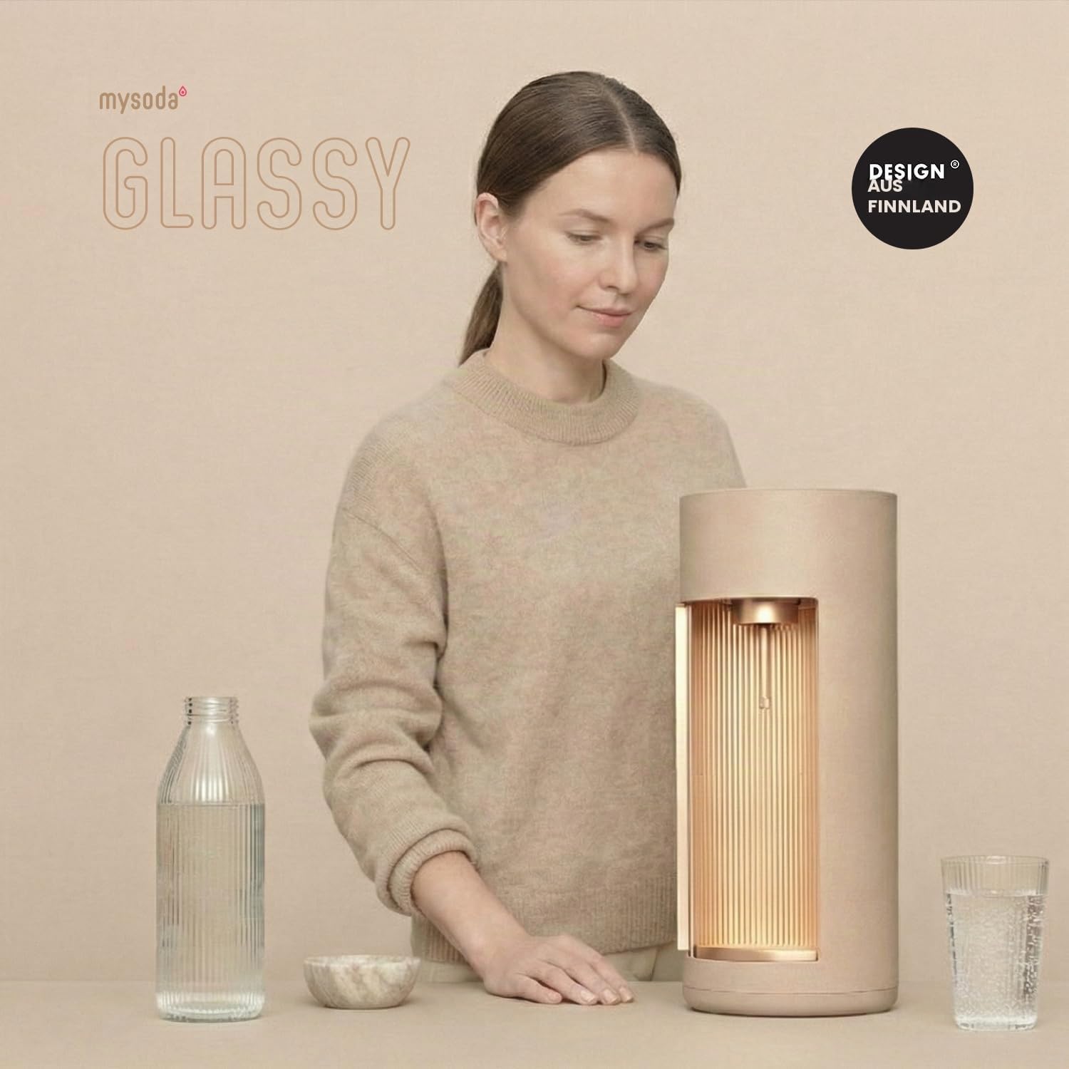 Mysoda: Glassy Wassersprudler aus Holzkomposit mit CO2-Zylinder und 1L Glasflasche & BPA-Frei 1L Plastikflasche - Latte