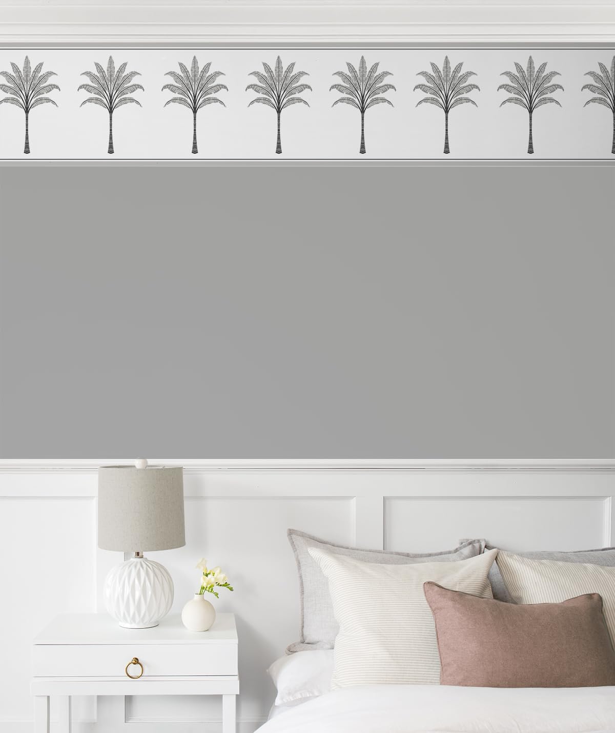 NextWall Harry & Grace Montgomery Palm Peel and Stick Wallpaper Border (Harbor Grey)