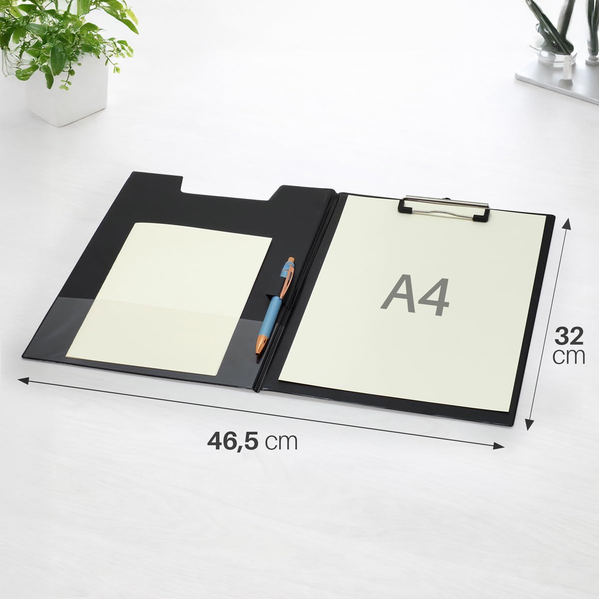 Portabloques A4 con solapa y pinza – Soporte rígido recubierto de PVC negro – Portadocumentos profesional con bolsa interior y gancho para colgar – Ideal para reuniones, astilleros, oficinas