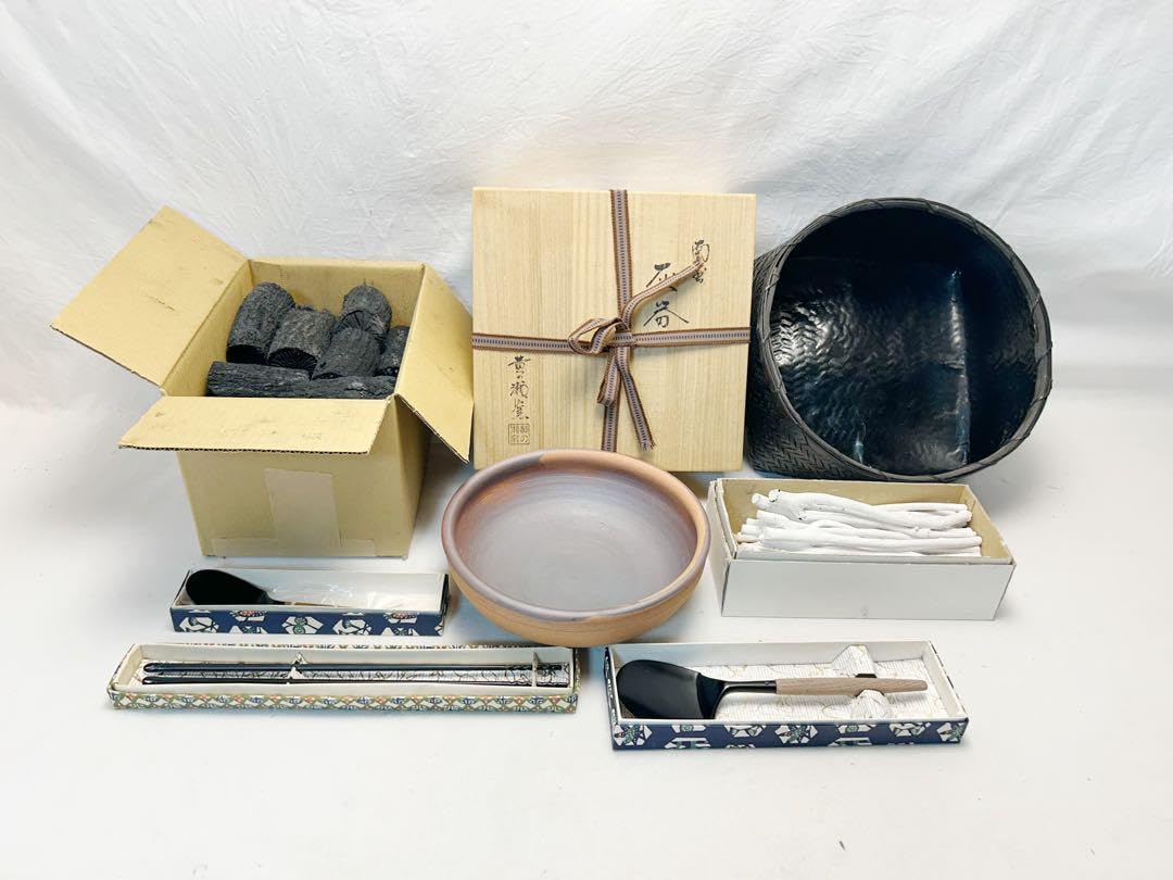 Amazon.co.jp: ほぼ. 茶道具 南蛮灰器 炭 火箸 灰匙 枝炭 竹炭斗7点 