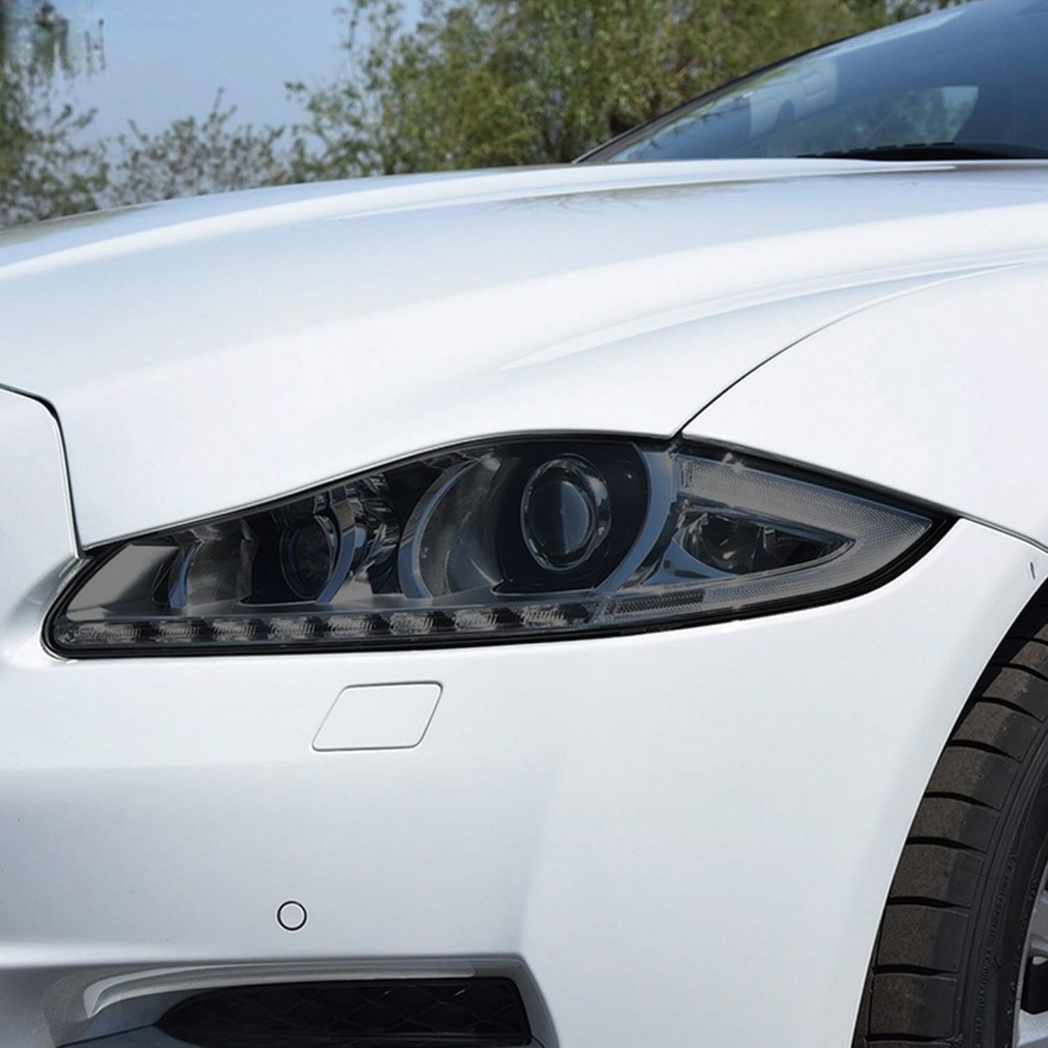 Film vinyle noir pour phare de voiture Jaguar XJ exclusif