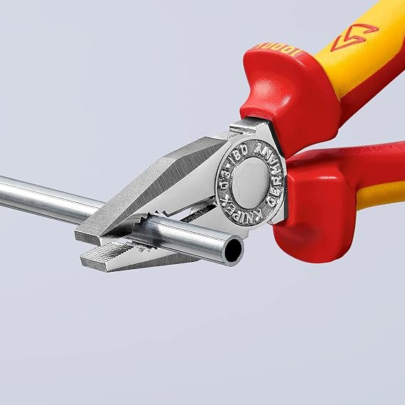 Knipex kombine pense, krom kaplama, çok bileşenli manşonlarla izole edilmiş, VDE-testli 180 mm 03 06 180