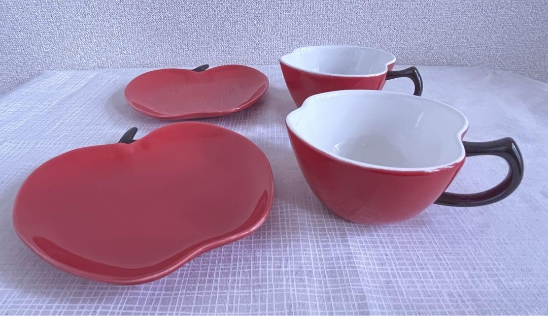 Amazon.co.jp: 昭和レトロ りんごのティーカップ セット ポット×2
