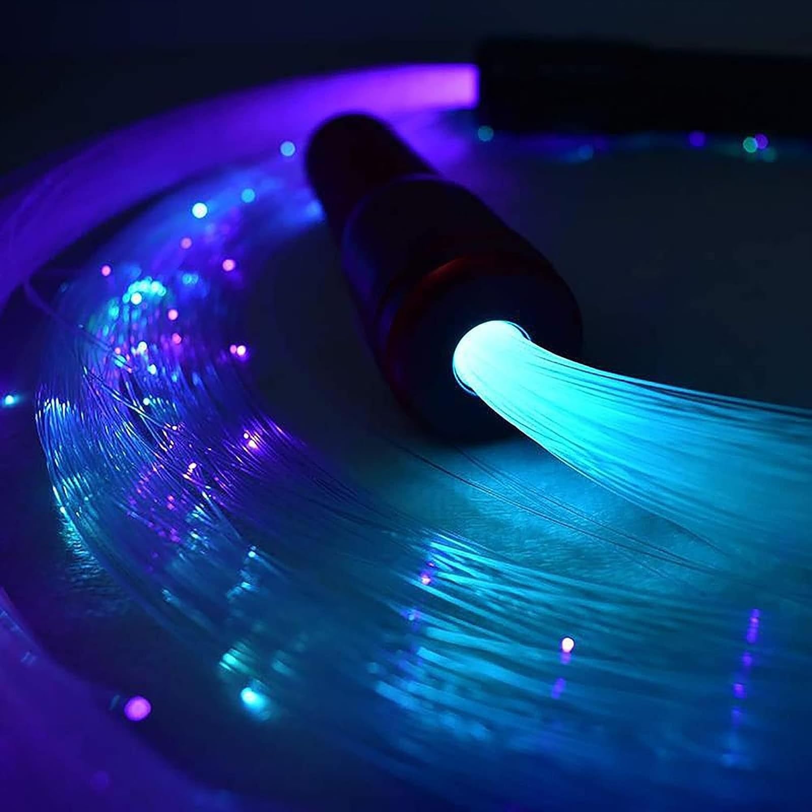 MDybf Fruste da Ballo in Fibra Ottica a LED, Giocattolo a Flusso Scintillante con Frusta in Fibra Ottica a 7 Colori, Frusta Spaziale da Ballo Girevole a 360° for Feste danzanti