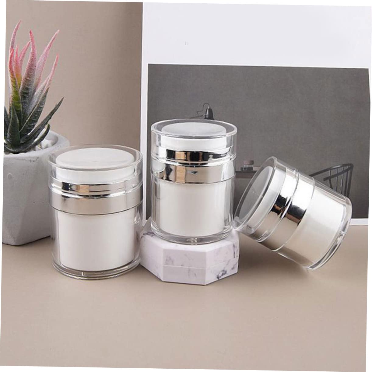 Housoutil Envases Para Crema 6 Frascos De Crema Prensados ​​de Tamaño De Viaje Frascos Con Sin Aire Para El Cuidado De La Piel y Maquillaje Práctico Subbotella Dispensador De Loción Al Vacío Frasco