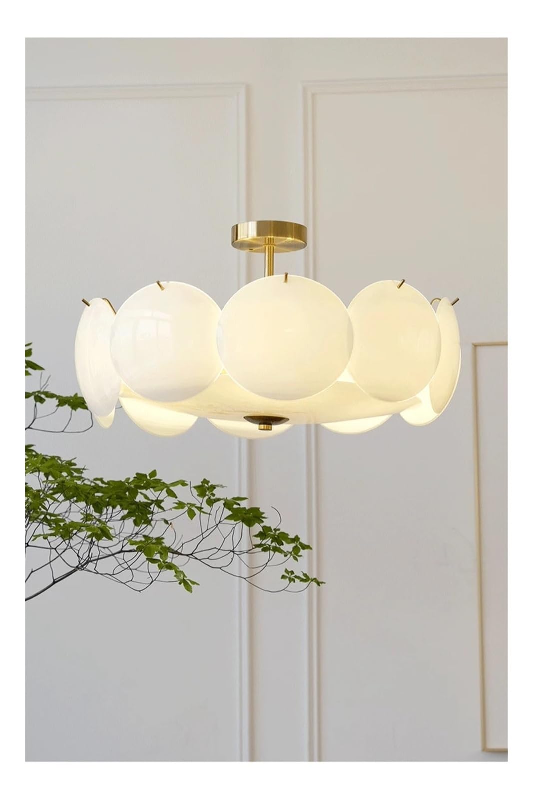 Lustre crème français en verre blanc, l'excellence du plafonnier LED moderne