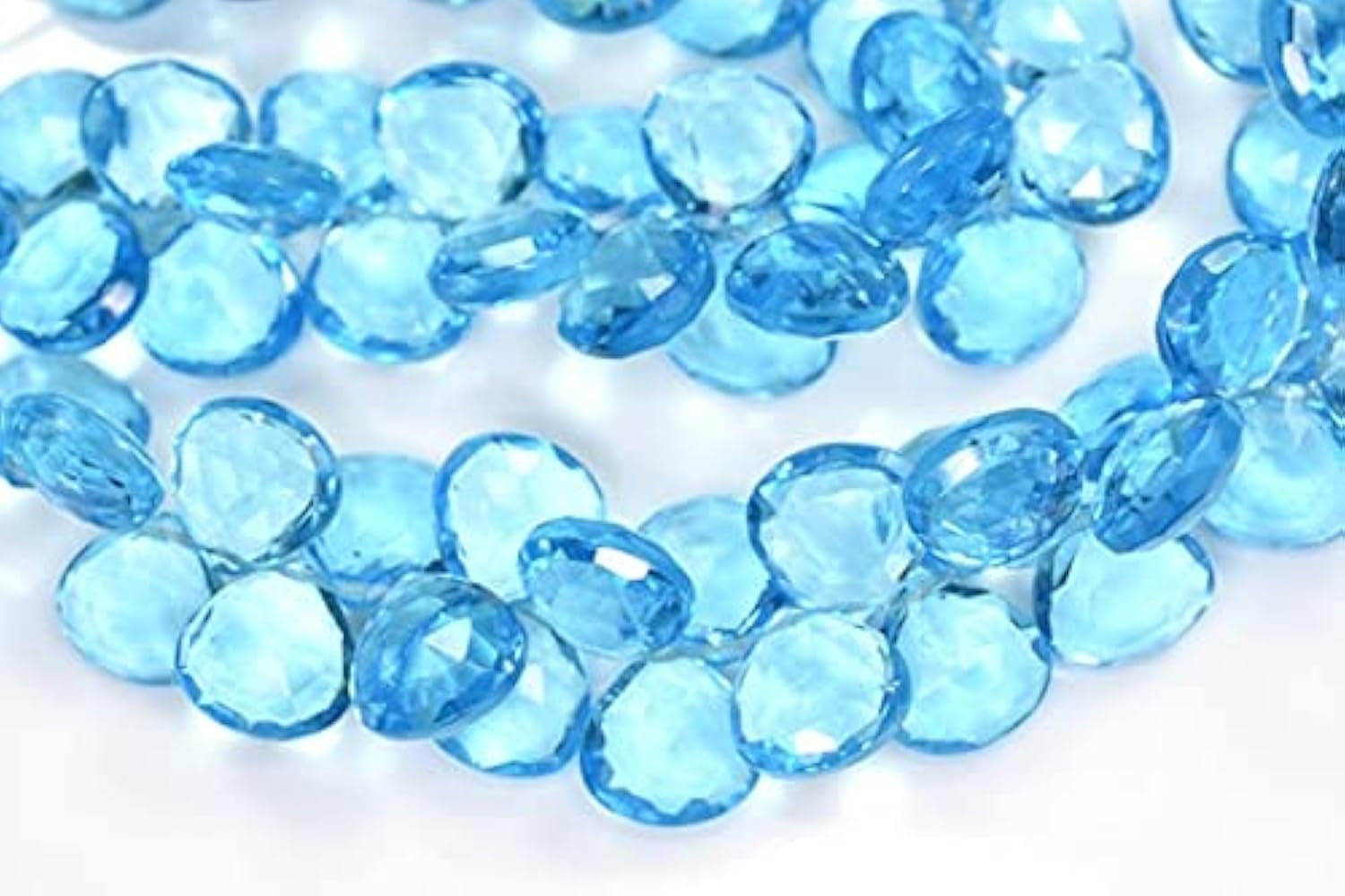 Quartz bleu ciel briolette cœur perle 12mm fil pour création de collier artisanal