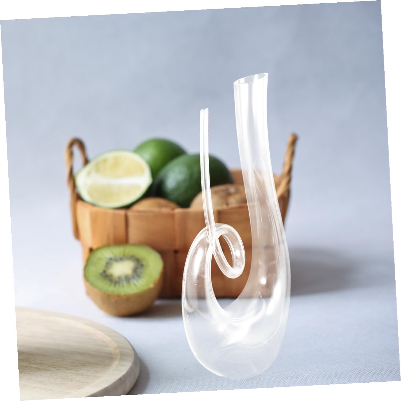 FOMIYES Decantador Diseño Creativo y Elegante de Botella Cónica de Vidrio Transparente de 1300ml Fondo Plano para Mejorar el Sabor y Aroma del Vino en Negocios