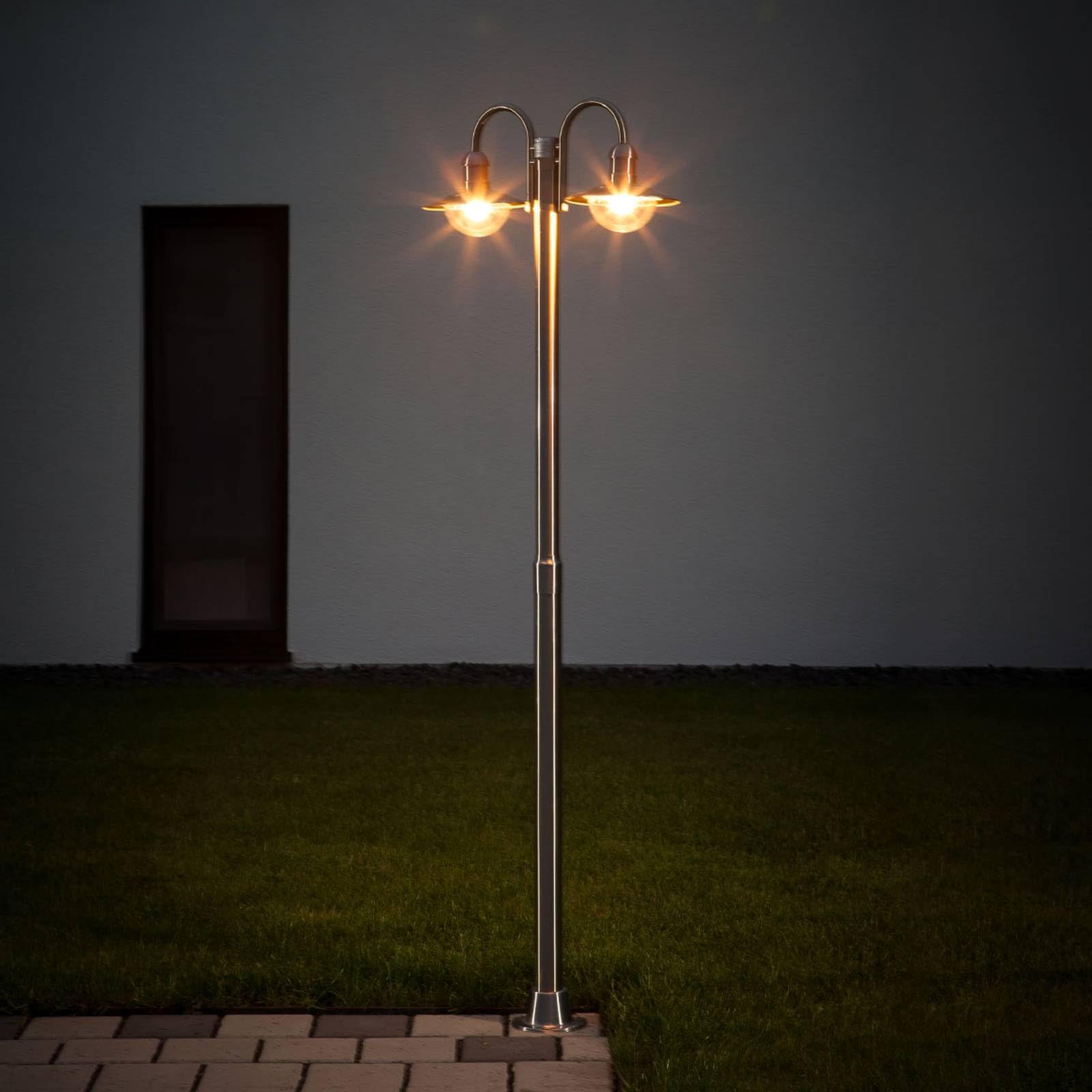 Farola exterior Damion (Moderno) en Gris hecho de Acero (2 llamas, E27) Lindby | candelabro lámpara para