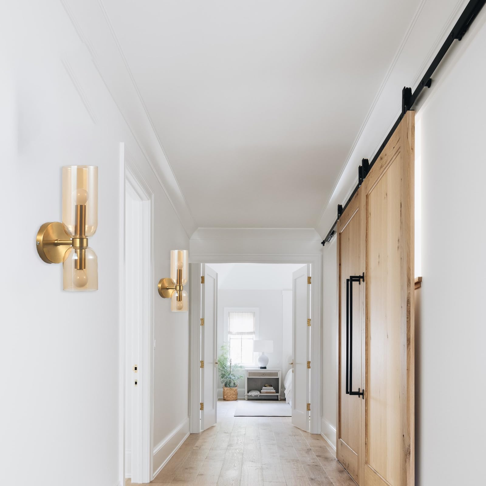 EKSED Aplique de Pared Moderno con Pantalla de Vidrio Soplado Asimétrico – Lámpara de Pared con Luz Arriba y Abajo y Casquillo E14 para Dormitorio Pasillo Baño (dorado)