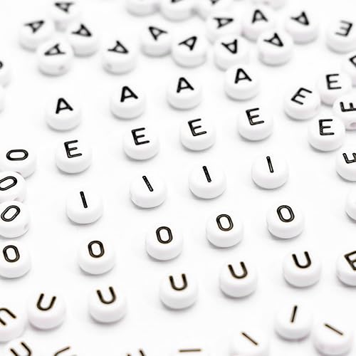 Vista 25 de 500 cuentas acrílicas de letras de 0.236 x 0.157 pulgadas, cuentas del alfabeto para hacer joyas, cuentas de letra C para hacer pulseras, collares