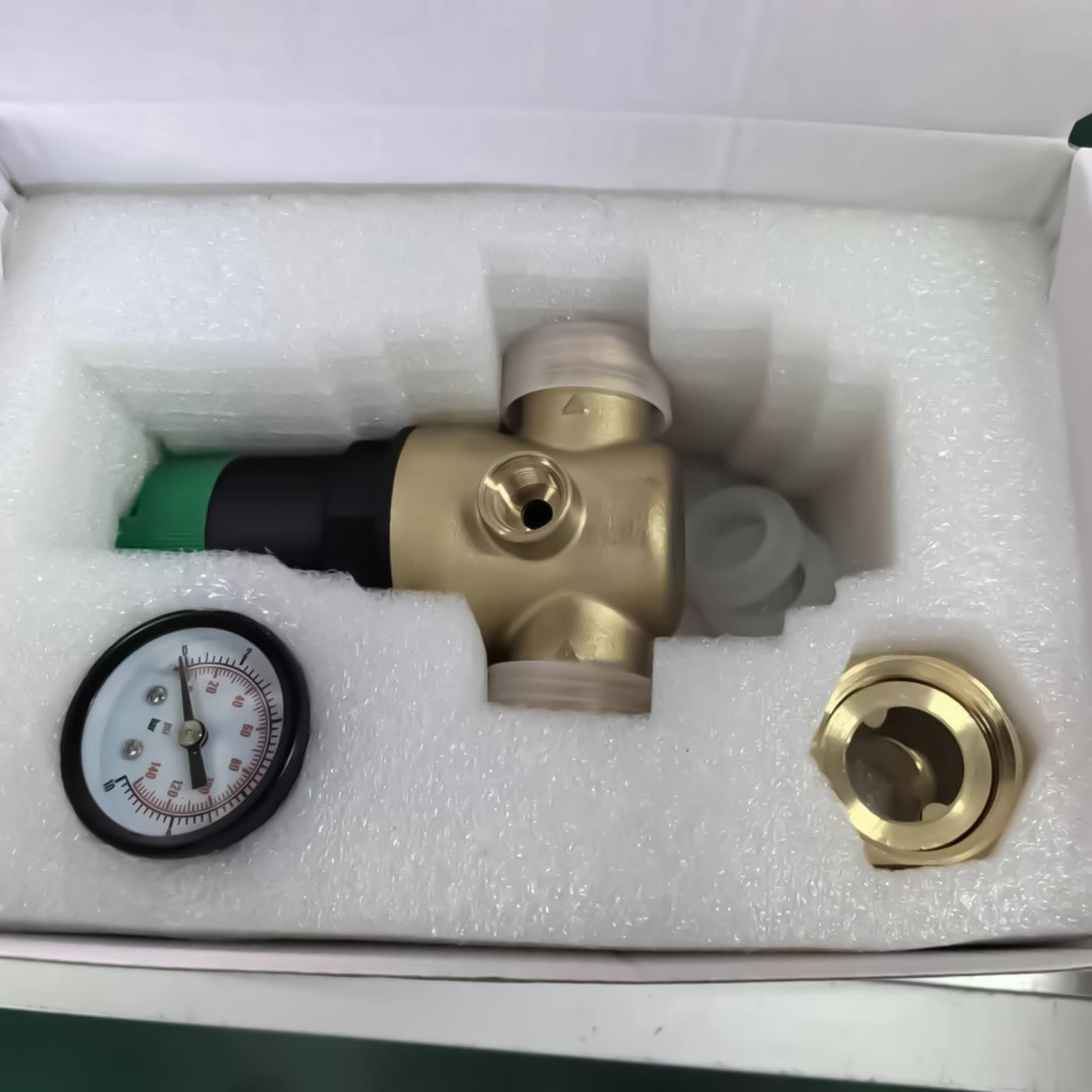 Il Regolatore d'Acqua Riduttore Alta Pressione Regolabile Con Manometro | Valvola Riduzione per Acqua Rubinetto per camper, roulotte, viaggi, campeggio, esterno, giardino, casa