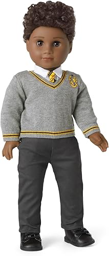 Miniatura 3 de American Girl Harry Potter - Disfraz de muñeca Hufflepuff de 18 pulgadas con suéter y bufanda con escudo de casa, para mayores de 6 años