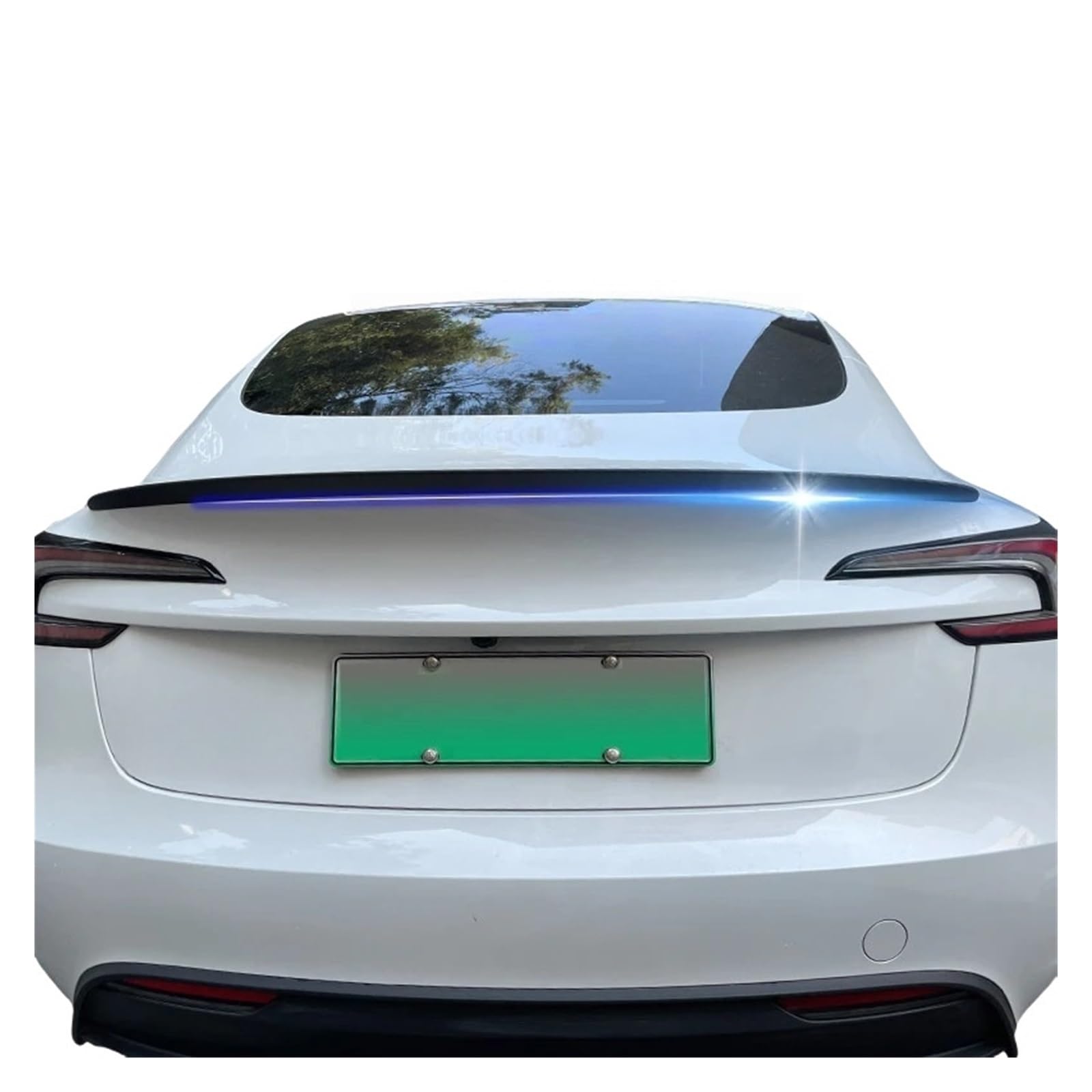 Amazon | 本物のカーボンファイバー製。Tesla Model 3/Y/3