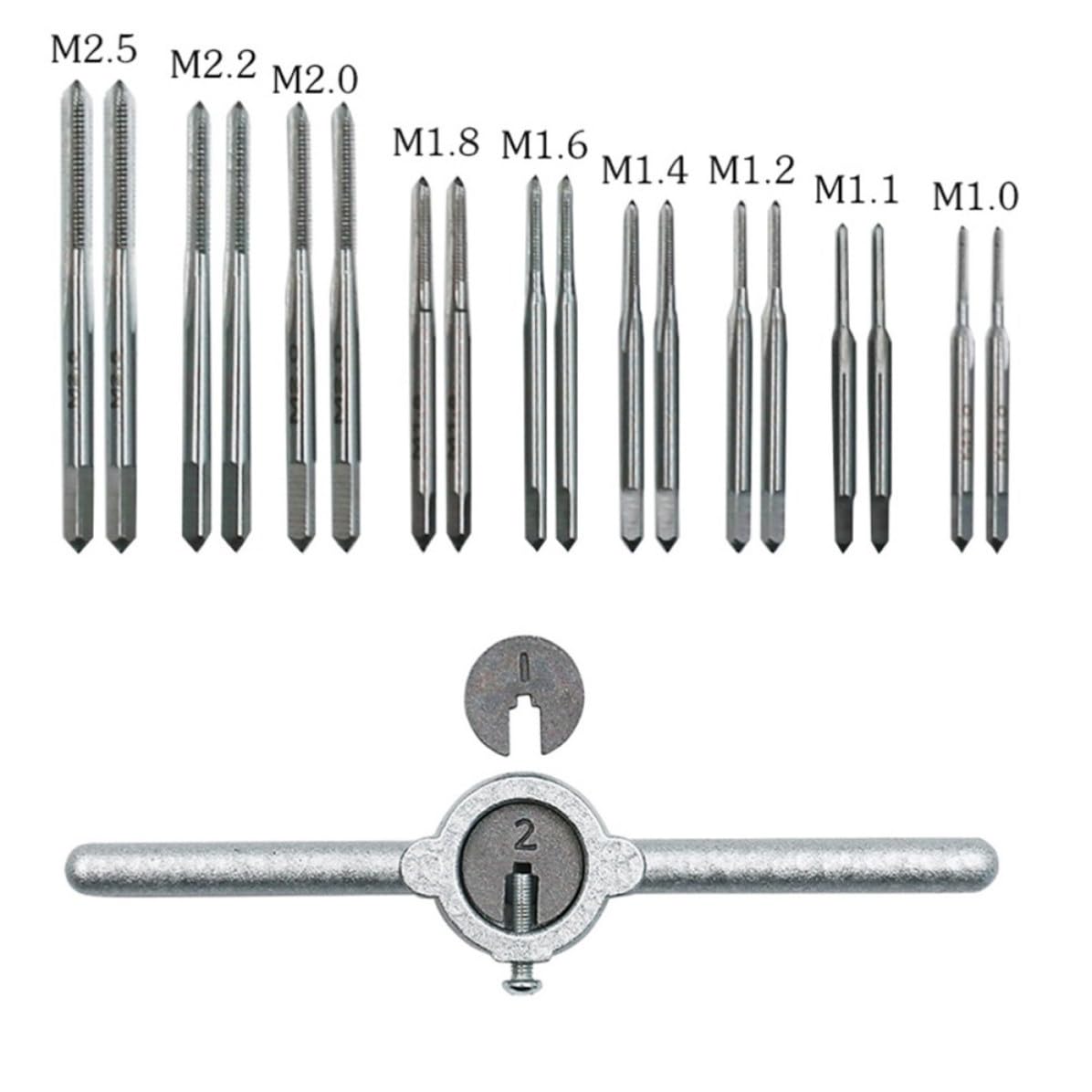 Juego de Machos y Terrajas Métricos con Llave 31 Piezas Hss