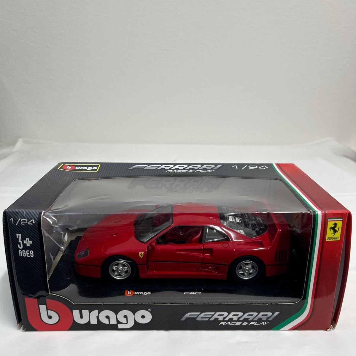 Amazon | 箱痛み burago 1/24 FERRARI F40 Red ブラーゴ フェラーリ