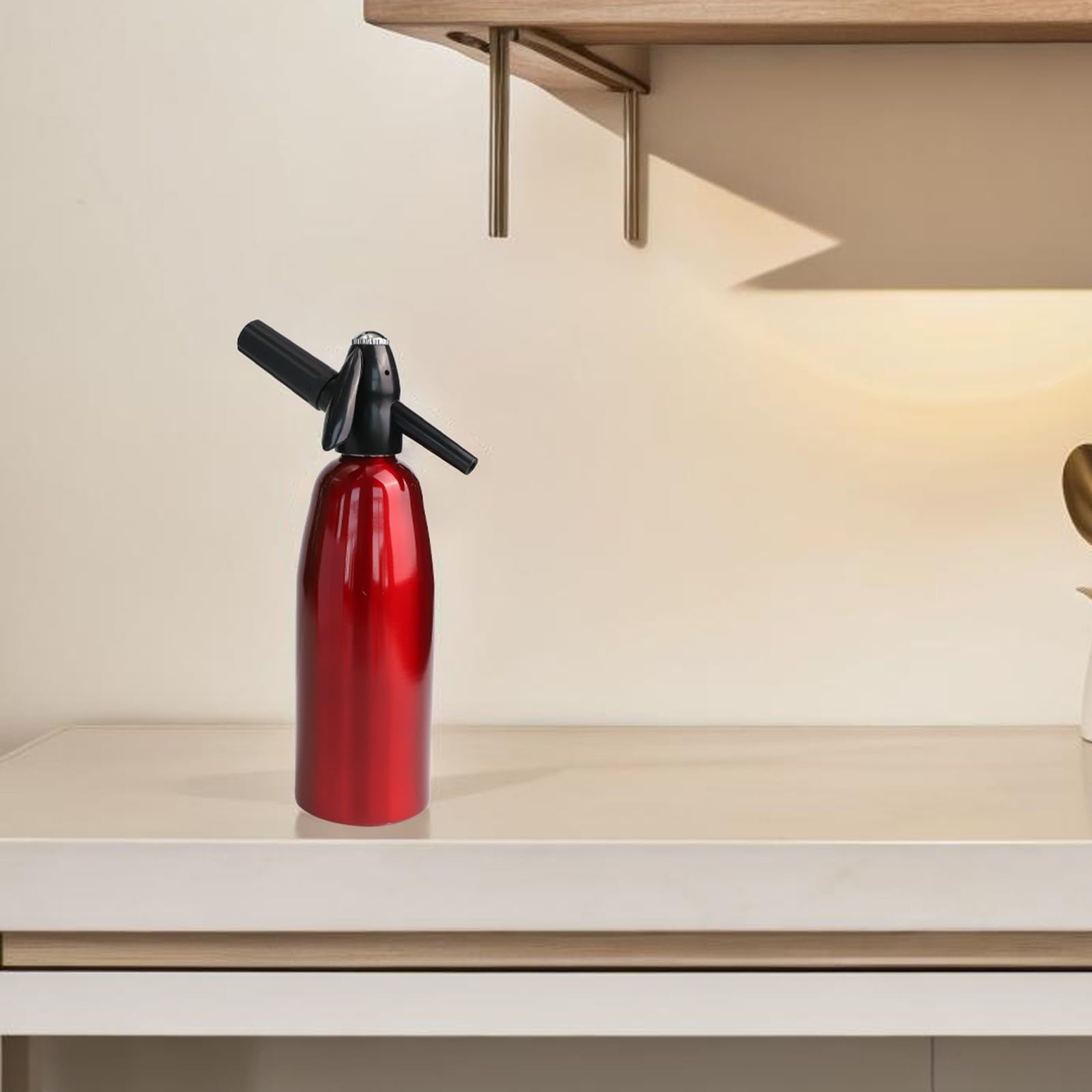 Macchina portatile per acqua gassata in alluminio, dispositivo per la casa e i viaggi, dispenser di acqua autonomo per la preparazione di bevande gassate (rosso)