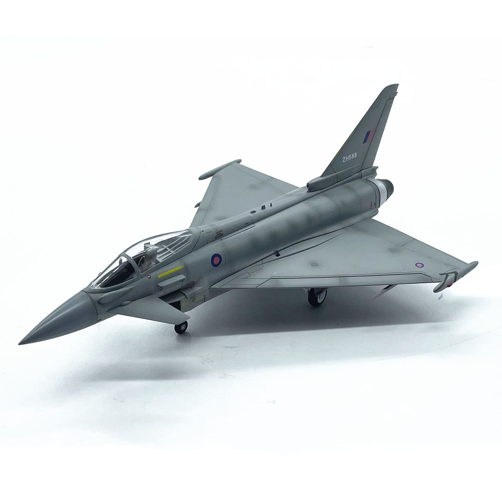 Kit Modello Militare, Modello di Caccia Militare in plastica pressofusa, Modello di Caccia Eurofighter Typhoon EF2000 in Scala 1/72, Giocattoli e Decorazioni per Adulti, 9,2 x 6,1