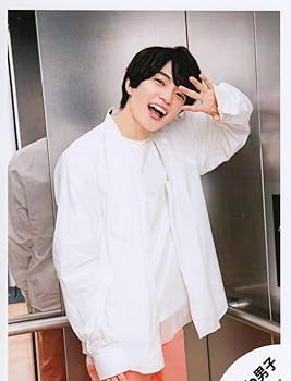 Amazon.co.jp: なにわ男子 公式 生 写真（西畑大吾）J00817 : おもちゃ