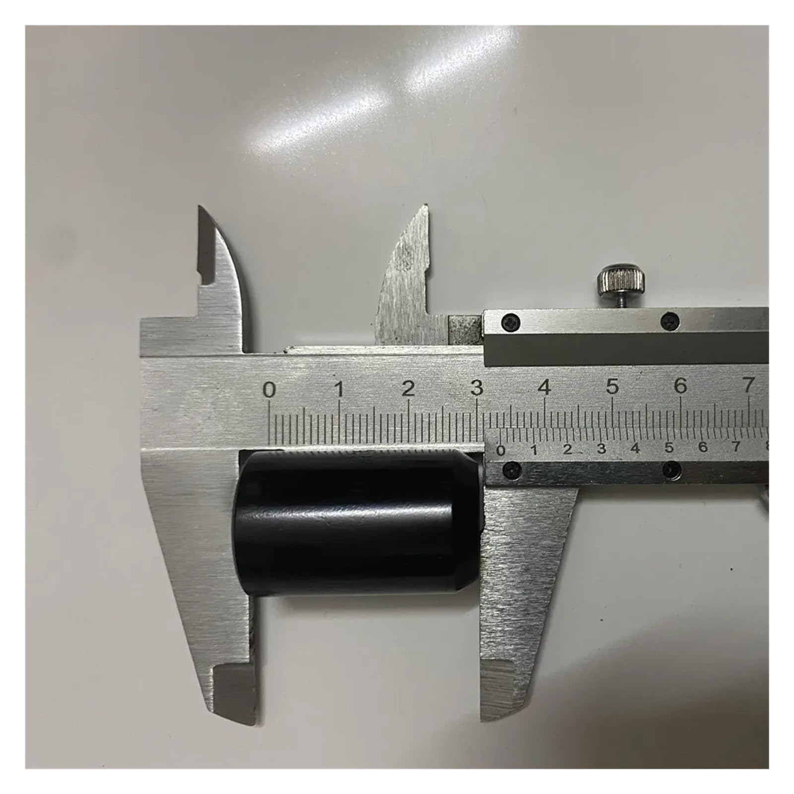 21 szt. 3 cm nakrętek kół samochodowych M12x1,25, M12x1,5 (20 szt. nakrętek kół + 1 narzędzie do strojenia) Czarne nakrętki kół M12x1,5 kuta stal(M12x1.5)