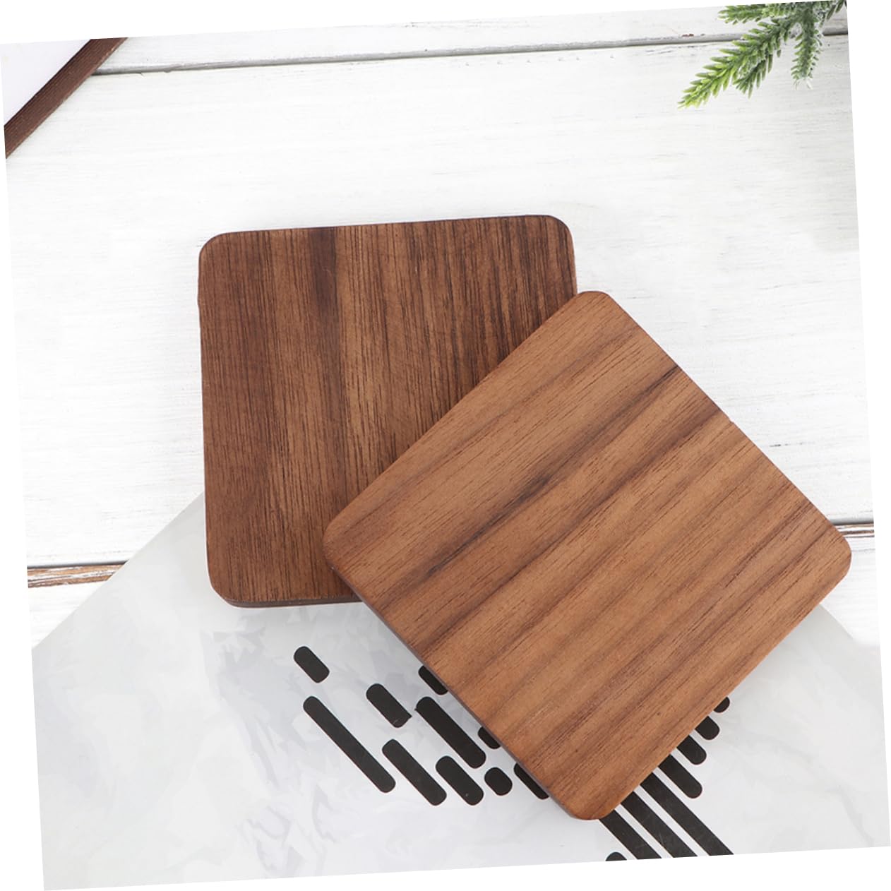 Gatuida 4 Posavasos de Madera Sintética Protectores y Multifuncionales Resistentes al Calor para Tazas y Bebidas Ideales para Restaurantes y Navidad