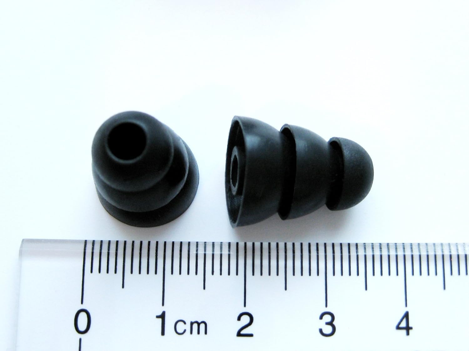 6pcs Eartips Compatible with Raycon Everyday and Fitness Wireless Earphones - Large Black Soft Triple Flange Replacement Earbuds 3