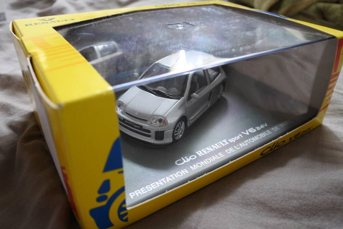 V6 クリオ | Clio ミニカー 2026年最新Yahoo!オークション ルノー 1⁄43