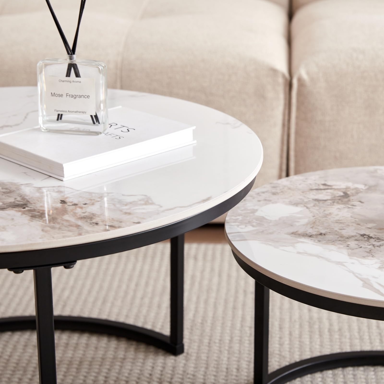 Runder Couchtisch, Beistelltisch aus Pandora-Sinterstein für das Wohnzimmer, Nordischer Couchtisch mit Metallbeinen, Geeignet für Wohnzimmer, Balkon, Schlafzimmer – Schwarzer Rahmen