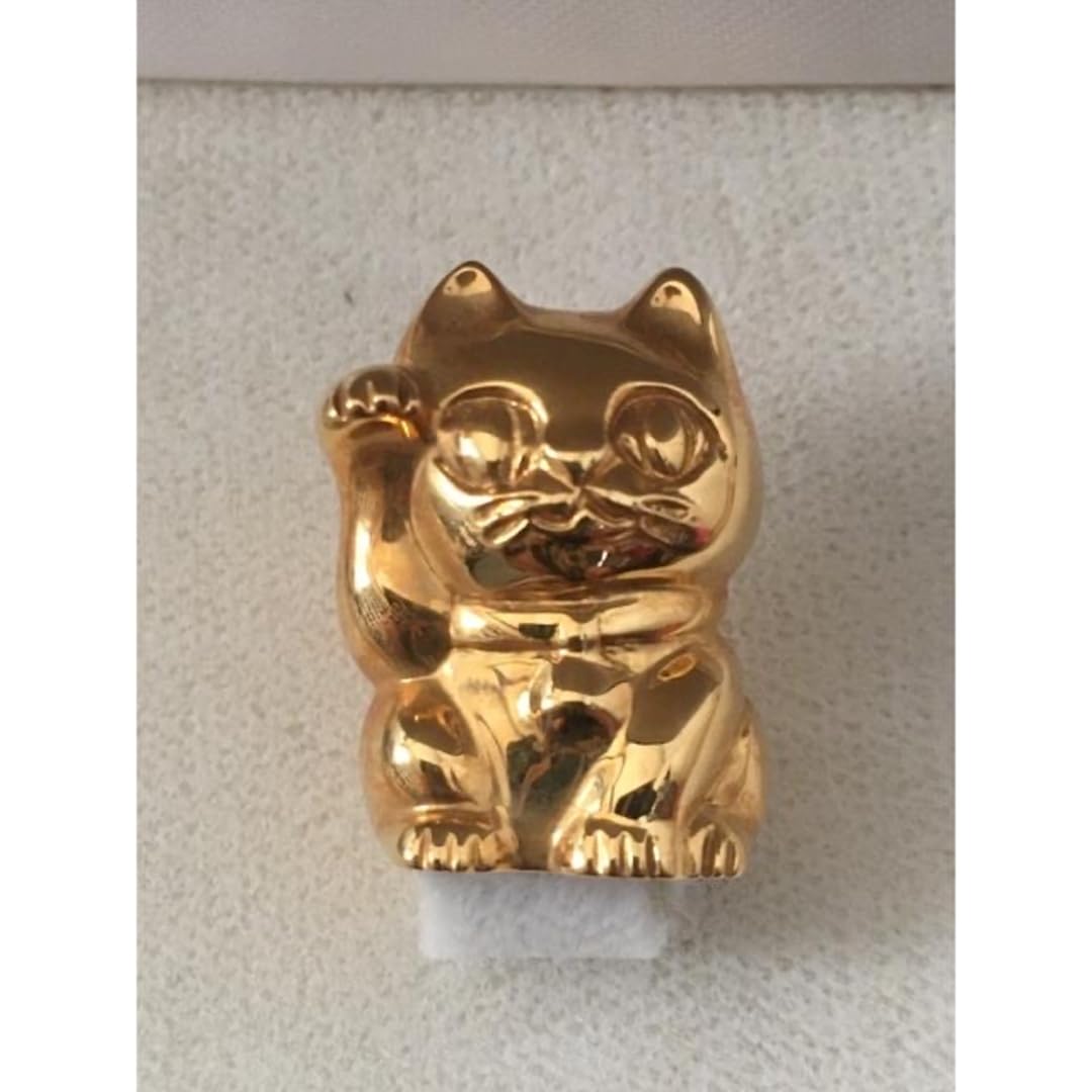 Amazon.co.jp: 《ラスト最終特価》ミニまねき猫！K18！縁起物置物！12g  