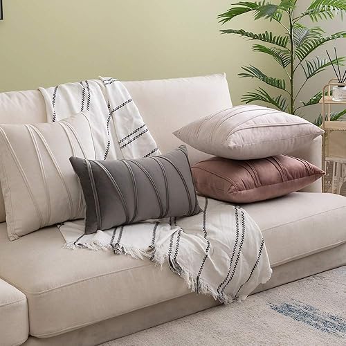 Miniatura 4 de Woaboy Paquete de 2 fundas de almohada de terciopelo a rayas, modernas, decorativas, mantas para sofá, cuadradas, suaves y acogedoras para