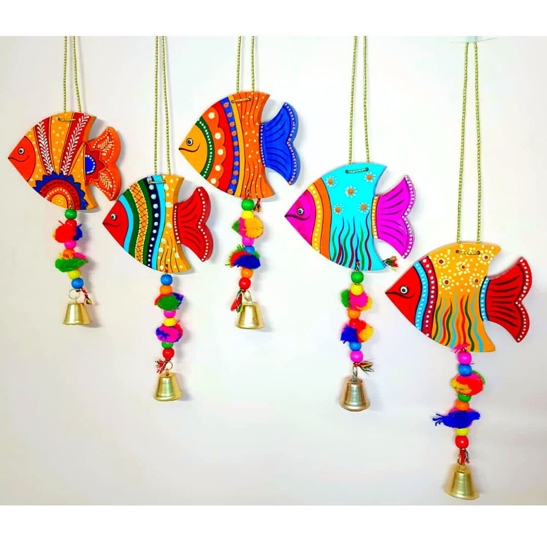 Sohibe Handmade Hand Emboss Painted Hanging Fish for Garden Balcony Home Office Cafe Decoration Main Door Toran Latkan Festival Decorative Wall Hanging (Wooden, Length-24 inch) (NewFish-02)