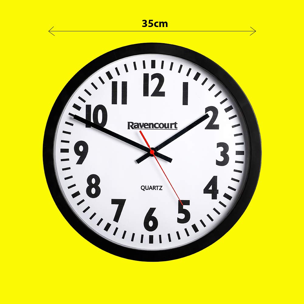 Reloj analógico de Cuarzo Ravencourt para escuelas, hospitales, oficinas y hogares Números de Alto Contraste Funciona con Pilas Marco Negro con Esfera Blanca Mediano-Grande: Esfera de 35 cm