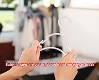 Vista 3 de Paquete de 120 perchas rosas para ropa de bebé, perchas de plástico para niños para armario, niño pequeño, bebé, niño, perchas para abrigos