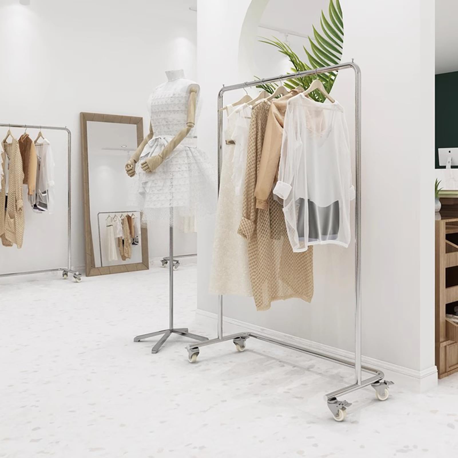Amazon｜衣類ラック シルバー ステンレススチール 洋服ラック