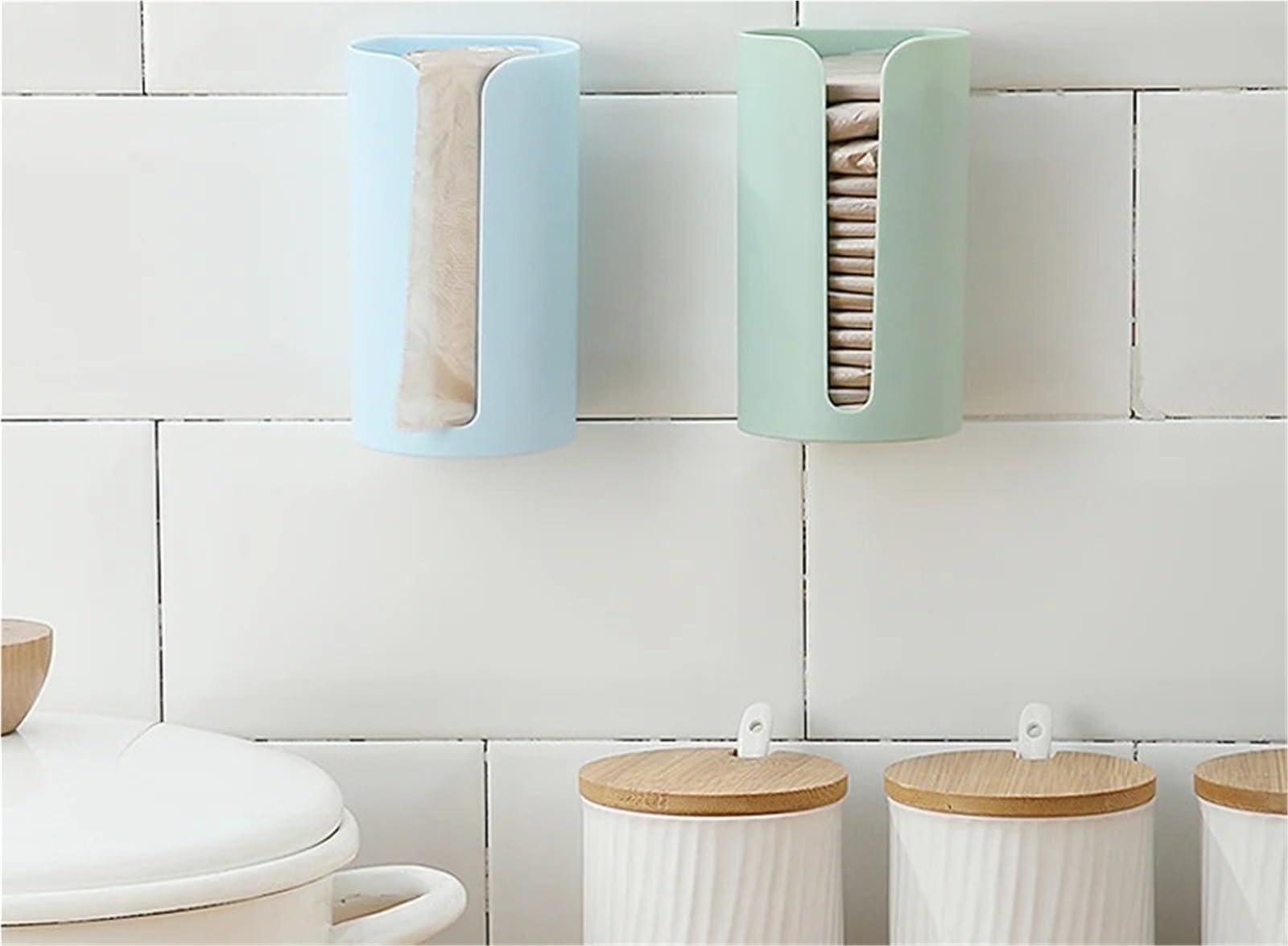 Dispensador De Bolsas De Basura Soporte for bolsa de basura de plástico for colgar en la pared, caja de almacenamiento for bolsa de basura montada, contenedor for el hogar, cocina y baño, 5 uds.(White