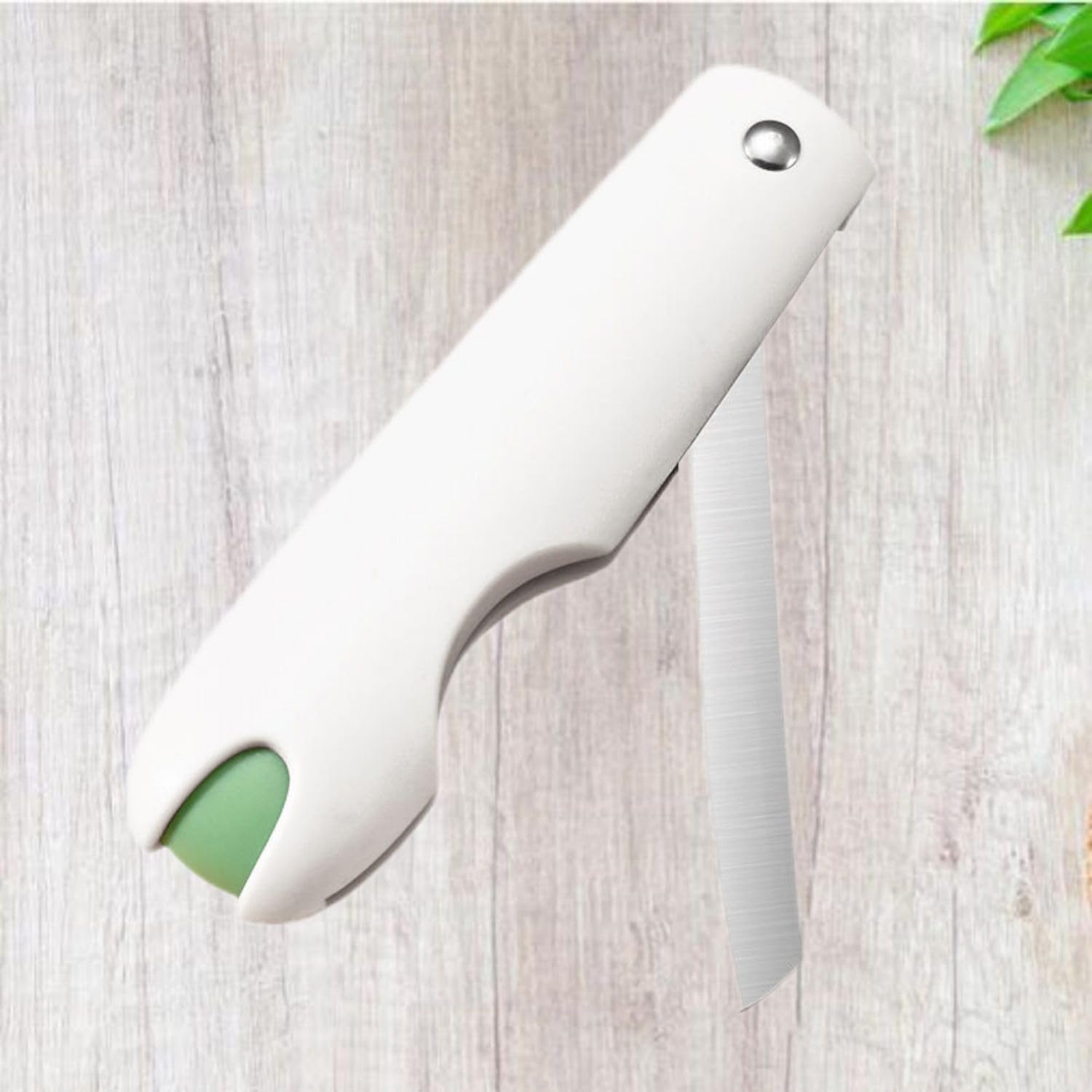 水果刀家用折叠便携削皮刀 Potato Peeler,Swivel Vegetable Peeler 厨房宿舍用学生多功能刮皮刀套装刀 Household Cleaning，Kitchen Storage Essentials