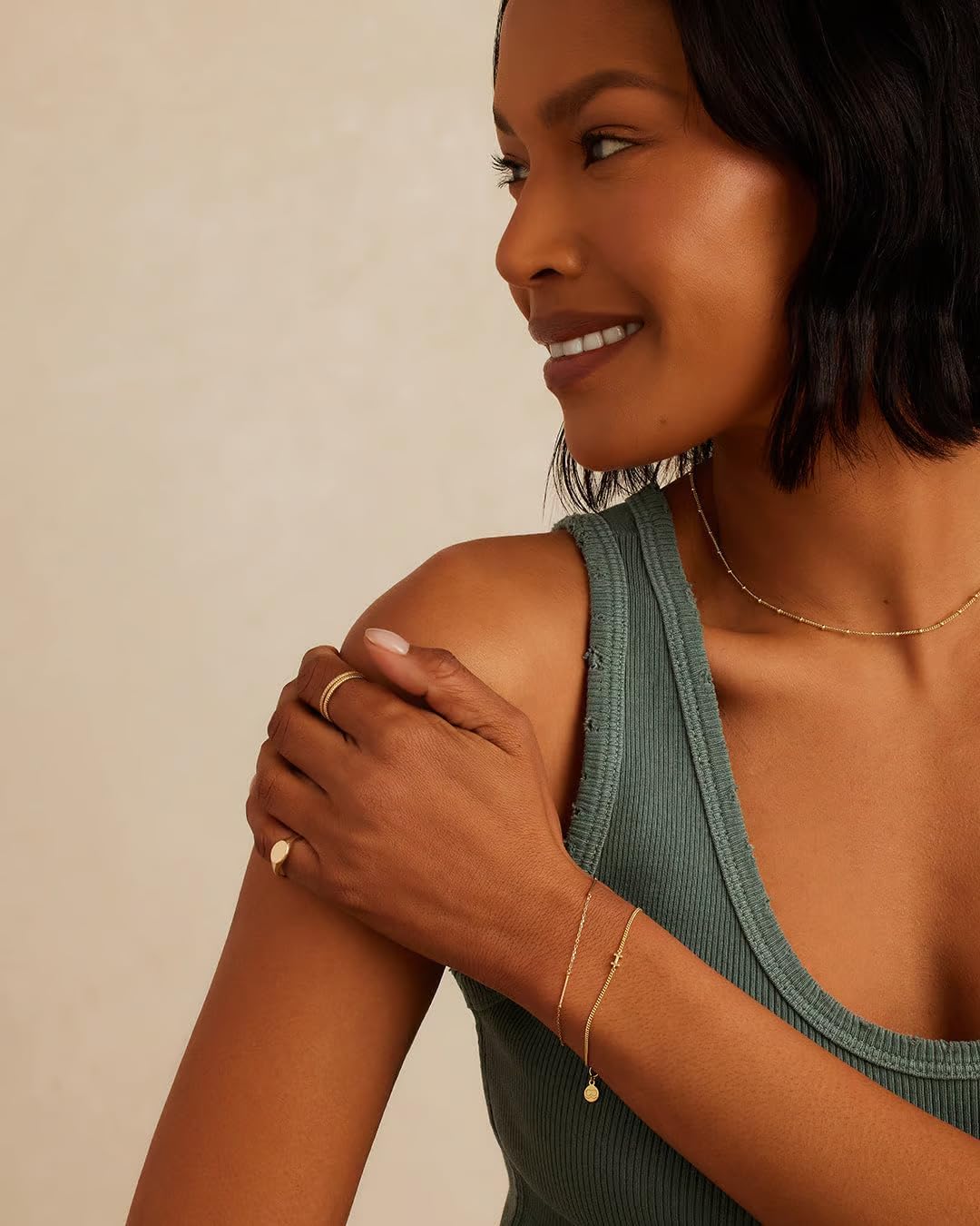 gorjana - Wilder Mini Alphabet Bracelet 6"-7" - 18k Gold or Silver Plated Finish - Personalized Bracelet - Spring Ring Closure - Wearing Stylish Link Bracelet - Timeless and Versatile