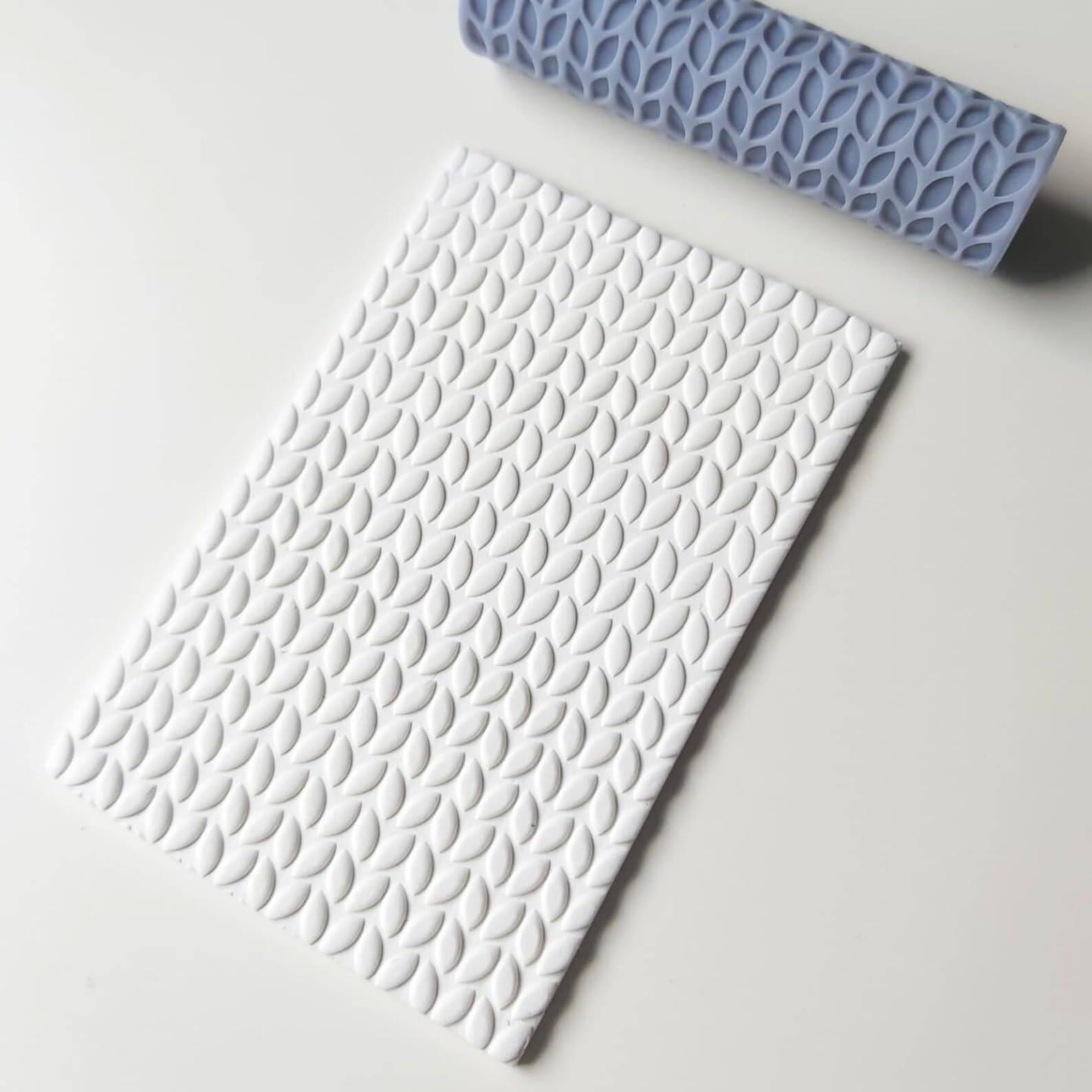 Knitted Clay Texture Roller⎥Polymer Clay Tools⎥Earring Making⎥Hand Roller⎥Clay Texture Tool⎥Jewellery Tools (Colour May Vary)-picture-21