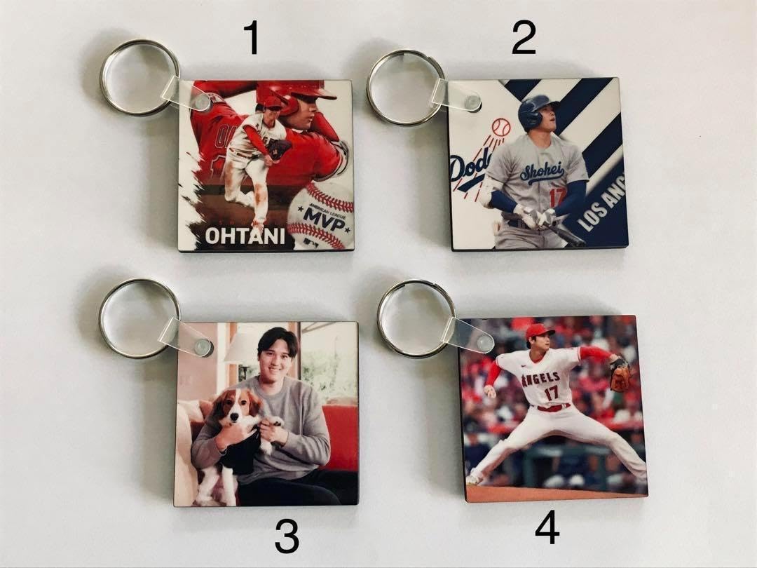 Amazon.co.jp: キーホルダー ドジャース デコピン 大谷翔平 プロ野球