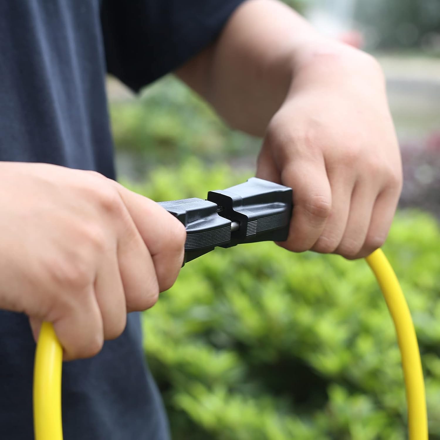 Grеаtеѕt Prоduсt Clear Power 100 ft Heavy Duty Outdoor Extension Cord 12/3 SJTW, Yellow, Water & Weather Resistant Flame Retardant, 3 Prong Grounded Plug, DCOC-0146-DC