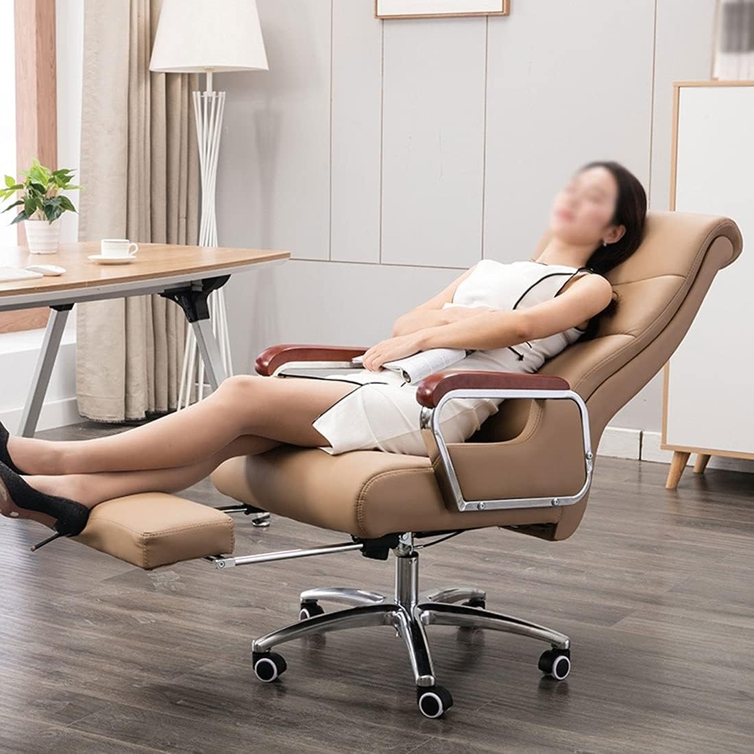Home Office Chairs Desk Chair Ergonomic Video Game Chairs Computer Gaming Chair with 7-Point Massage and Footstool Leather Chair